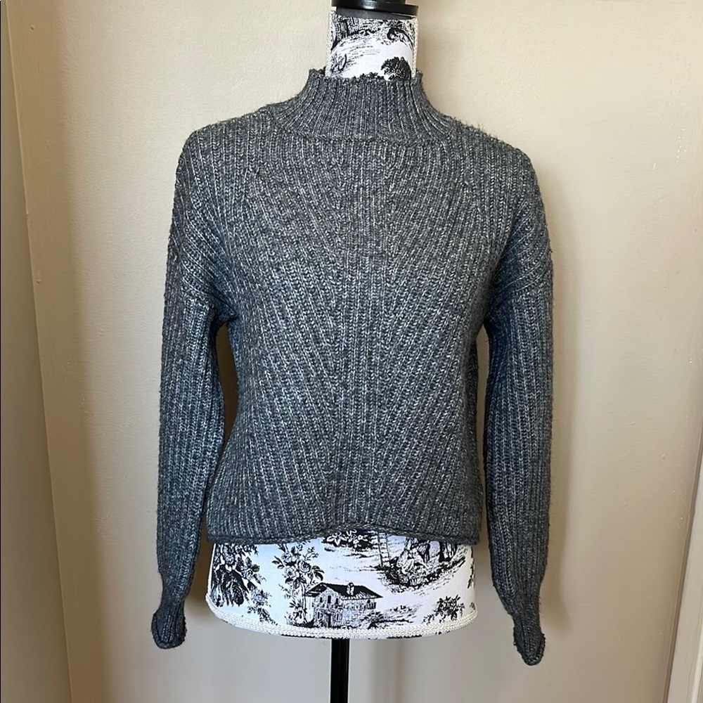 Adrianna Papell Cozy Gray Knit Crop Sweater